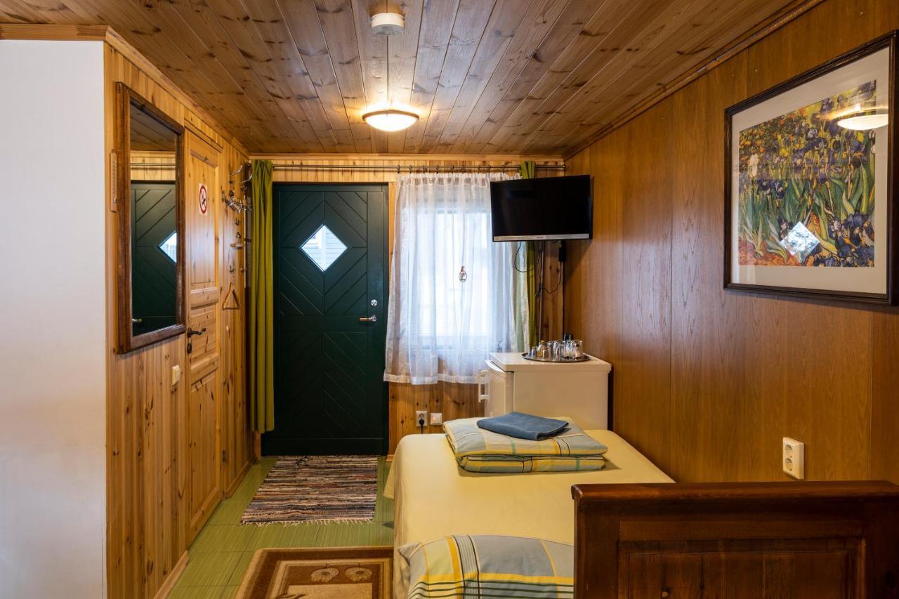 Maple House - Sodyba Tarp Klevu Utena Extérieur photo